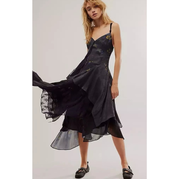 Free People Laughlin Asymmetric Floral And Ruffled Lace Dress Size 2 - Picture 4 of 11